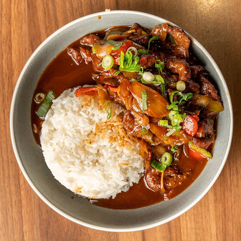 Beef stir-fry with vegetables